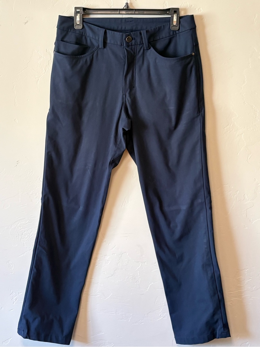 Men’s Lululemon Navy Golf Pants 32 x  31